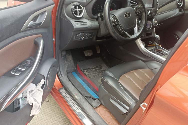 Used BYD Song 2016 GaiShi Edition 1.5TID Automatic Elite Model