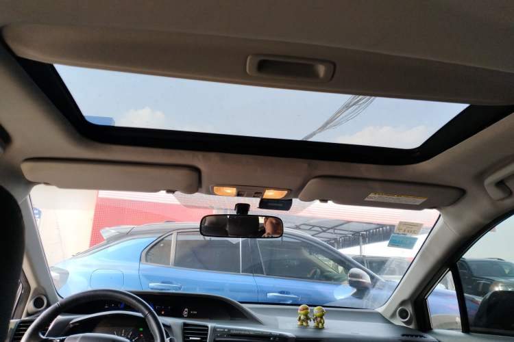 Used Honda Civic 2014 1.8L automatic luxury edition