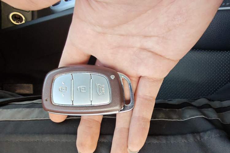 Used Hyundai ix25 2015 1.6L Automatic Two-Wheel Drive Smart GLS Trim