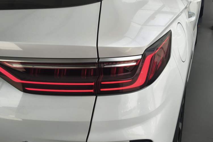 Used BYD Song PLUS New Energy 2021 EV Deluxe Model Right Rear Taillight