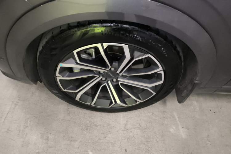 Used Lynk & Co 09 EM-P 2024 2.0TD EM-P Four-Wheel Drive ULTRA Six-Seater