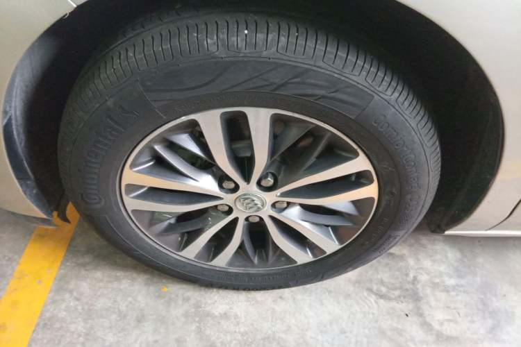 Used Buick GL8 2018 ES 28T Luxury Model China VI Standard