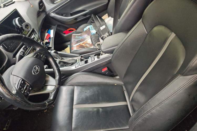 Used Hyundai Lafesta 2019 280TGDi Smart Speed Version China VI Standard Left Front Seat