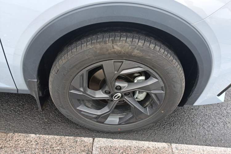 Used GAC Trumpchi GS3 2026 Model Shadow Speed 270T Enjoyment Edition Right Front Wheel Hub