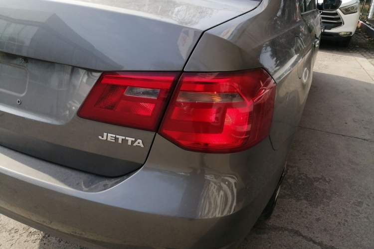 Used Volkswagen Jetta 2015 Zhuihui Edition 1.4L Manual Fashion Model