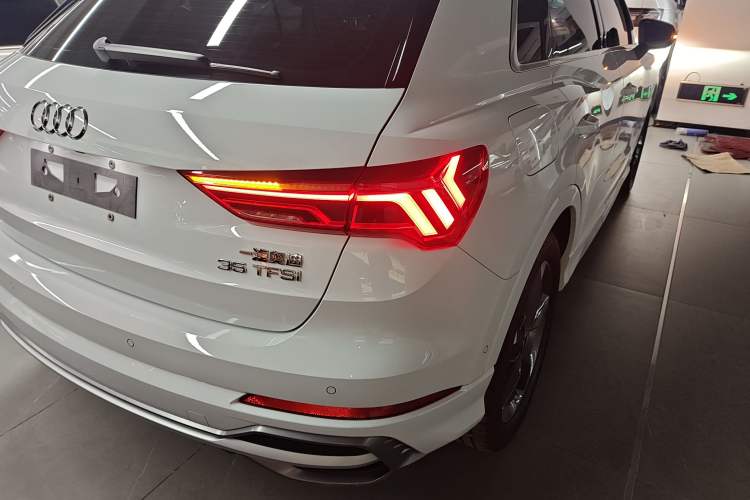 Used Audi Q3 2023 35 TFSI Fashion Dynamic Model (1.5T)
