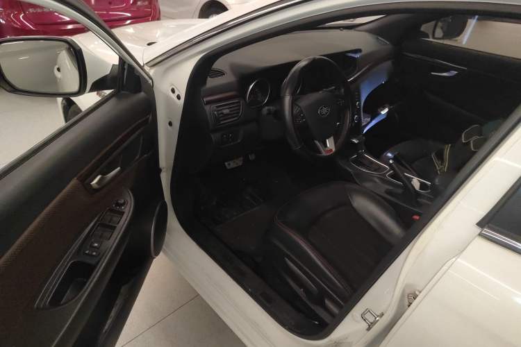 Used Bestune B50 2016 1.4T Automatic Sport Luxury Edition