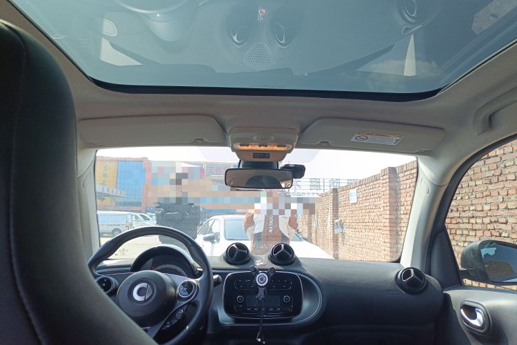 Used smart fortwo 2019 0.9T 66kW Hardtop Wind Power Edition China VI Headliner