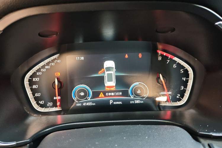 Used CHANGAN CS75 2020 280T DCT Luxury Version China VI Standard
