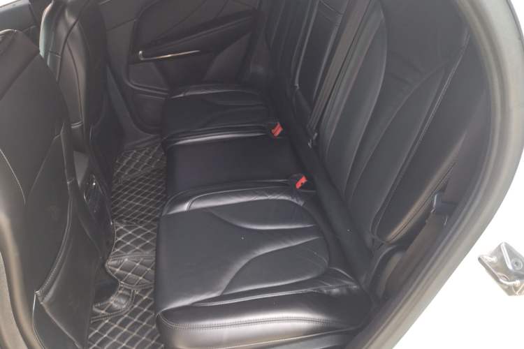 Used Lincoln MKC 2018 2.0T Two-Wheel Drive Deluxe Edition
