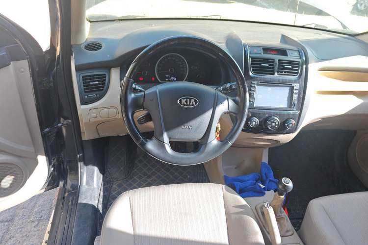 Used Kia Sportage 2013 2.0L Manual Two-Wheel Drive GL Trim