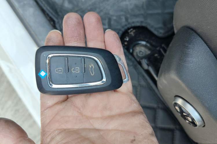 Used Dongfeng Aeolus E70 2021 Revised Version 360H Battery-Swap Edition