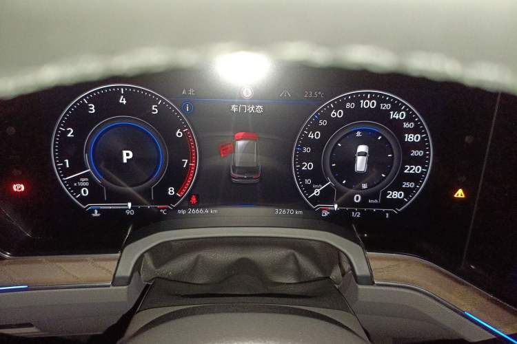 Used Volkswagen Touareg 2022 3.0 TSI Luxury Edition Black Diamond Sport Package