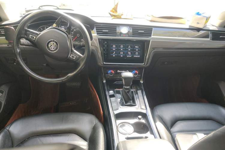 Used Volkswagen Phideon 2018 Revised Version 380TSI Two-Wheel Drive Business Edition
