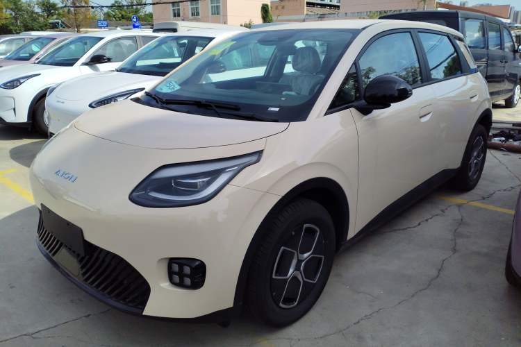 Used AION UT 2025 330 Starlight Edition