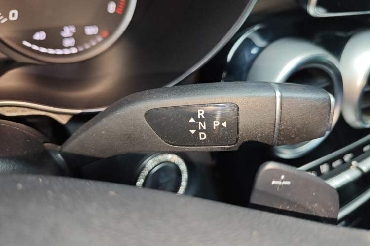 Used Mercedes-Benz GLC Coupe 2018 GLC 200 4MATIC Coupe SUV Gear Lever