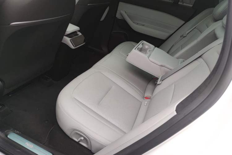 Used Nio ES6 2024 75 kWh
