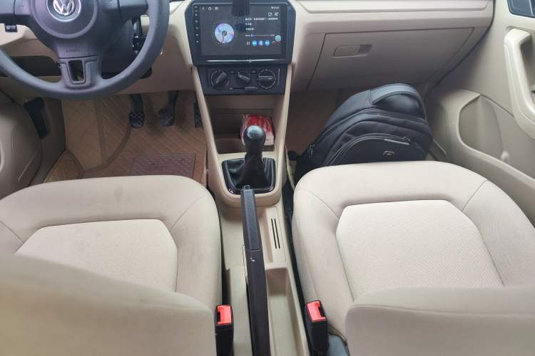 Used Volkswagen Jetta 2015 1.6L Manual Fashion Edition