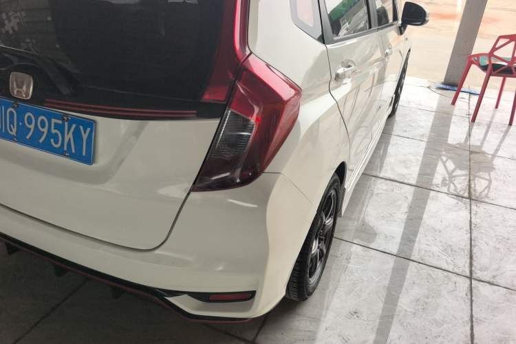 Used Honda Fit 2018 1.5L Manual Comfort Version
