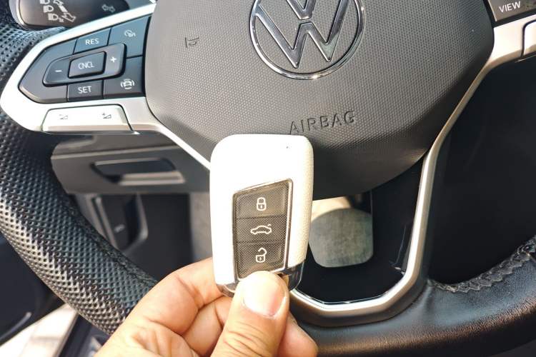 Used Volkswagen Magotan 2020 330TSI DSG Leading Model Vehicle Key