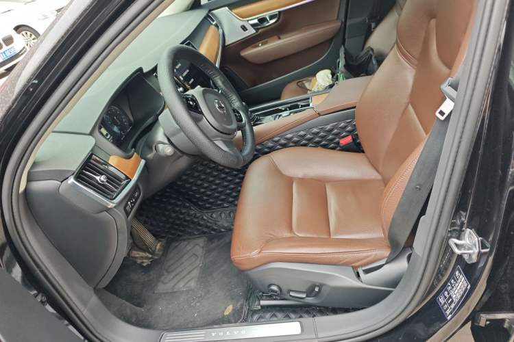 Used Volvo S90 2020 Facelifted T5 Zhiyi Luxury Edition