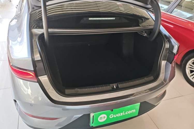 Used BYD Qin PLUS 2025 DM-i Smart Drive 55KM Leading Model
