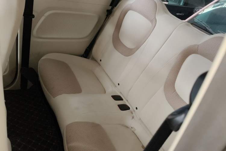 Used Wuling Hongguang MINIEV 2024 3rd Generation 215km Advanced Version Left Rear Seat