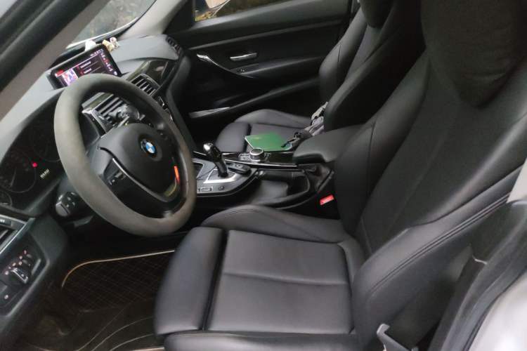 Used BMW 3 Series GT 2019 320i Sport Edition
