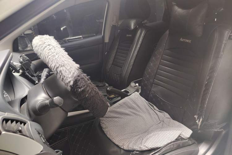 Used Nissan Sylphy 2021 Classic 1.6XL Manual Luxury Edition Left Front Seat