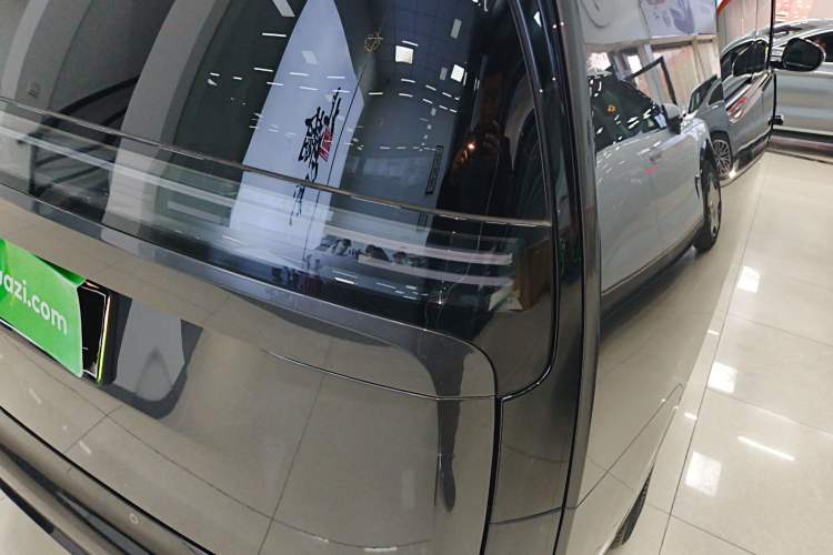 Used Li Auto MEGA 2024 Ultra Model