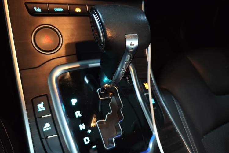 Used Land X7 2015 2.0T Panoramic Prestige Edition