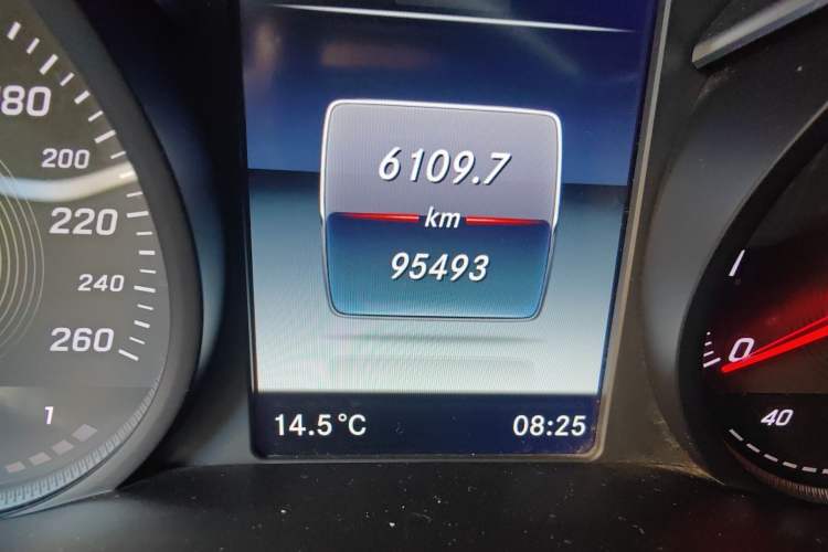 Used Mercedes-Benz GLC 2018 GLC 300 4MATIC Sport Edition
