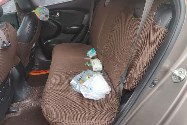 Used Hyundai ix35 2012 2.0L Automatic Two-Wheel Drive Elite Edition GLS
