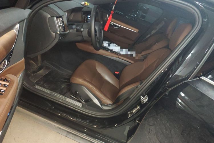 Used Volvo S90 2021 B5 Zhiyi Luxury Edition
