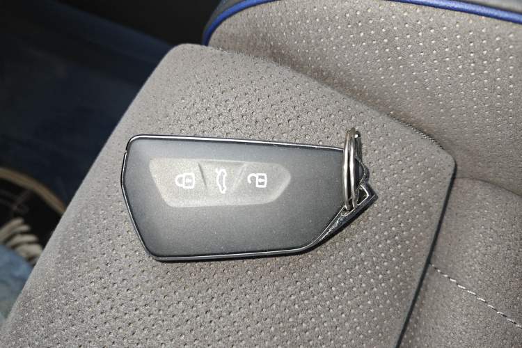 Used Volkswagen Teramont 2025 Tiguan Pro 450TSI Four-Wheel Drive Summit Edition
