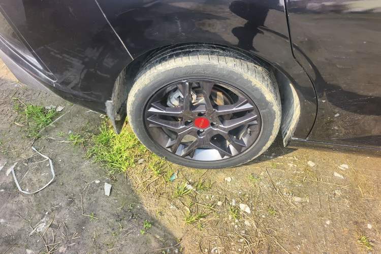 Used Dongfeng Aeolus Yixuan 2021 230T Automatic Dream-Chasing Rider Edition Exterior 5