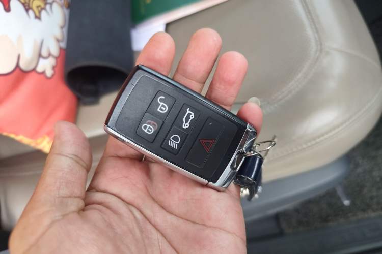 Used Land Rover Defender 2020 110 P400 SE