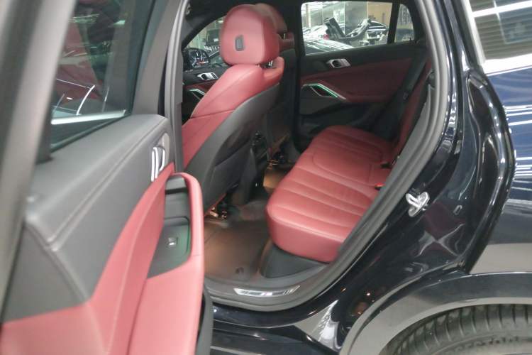 Used BMW X6 2021 xDrive40i M Sport Package
