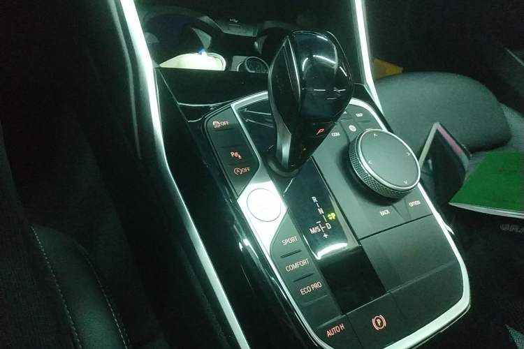 Used BMW 3 Series 2020 320i Sport Package
