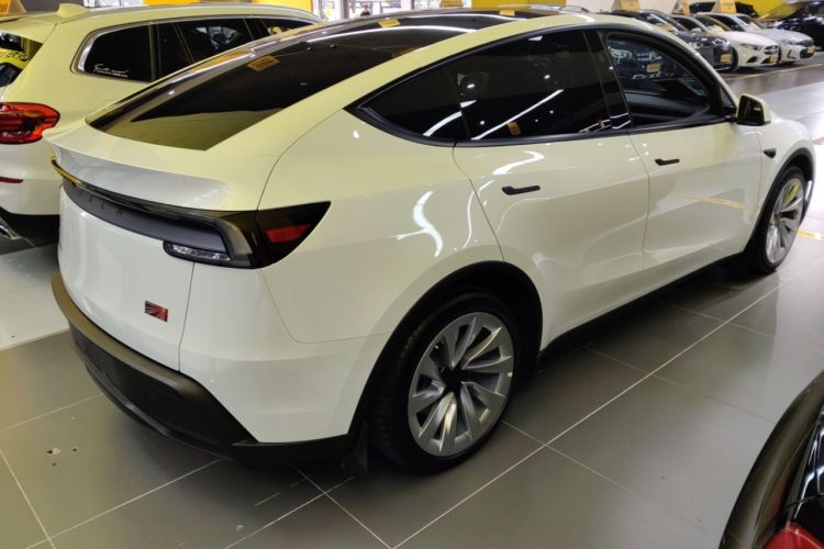 Used Tesla Model Y 2025 Rear-Wheel Drive First Edition