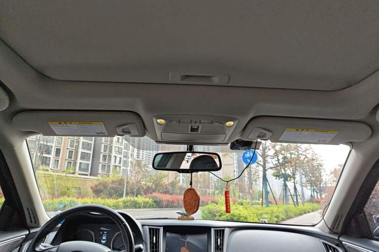 Used Infiniti Q50L 2015 2.0T Enjoyment Edition Headliner