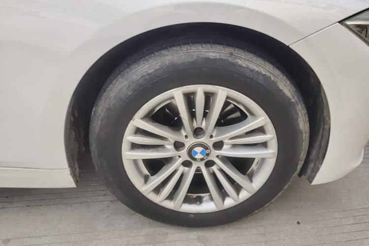 Used BMW 3 Series 2015 316Li Fashion Model
