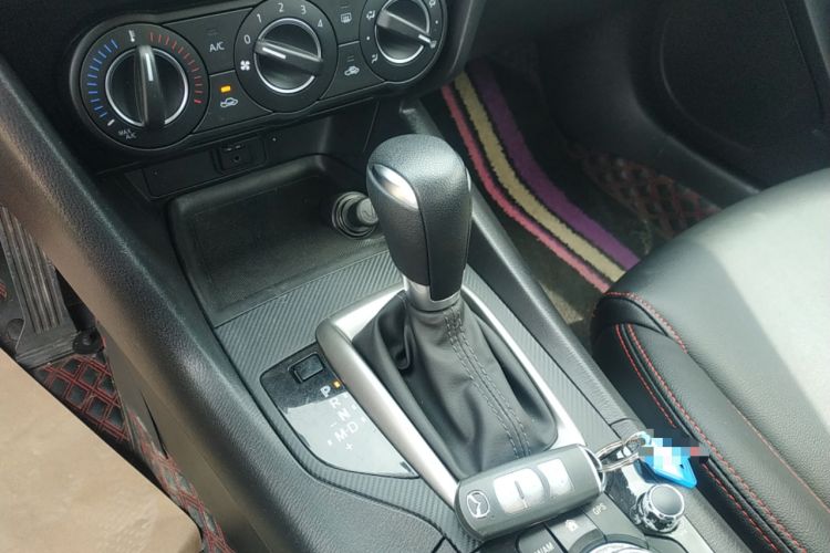 Used Mazda 3 Axela 2019 Cloud-Controlled Version Sedan 1.5L Automatic Comfort Trim China VI Standard Gear Lever