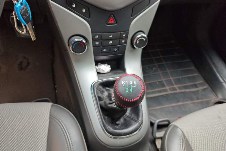 Used Chevrolet Cruze 2013 1.6L SE MT
