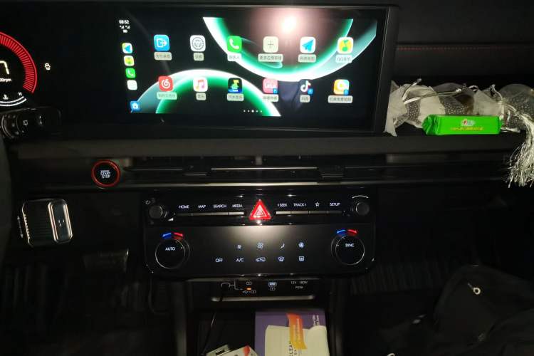 Used Hyundai Tucson 2025 Tucson L 1.5T Elite Edition N-Line Audio And AC Panel