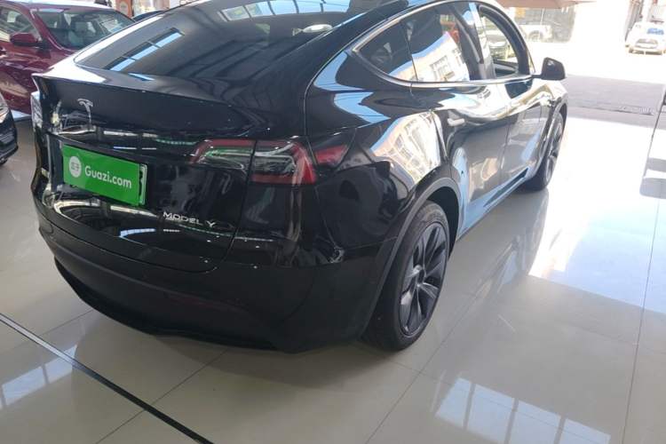 Used Tesla Model Y 2023 Rear-Wheel-Drive Version