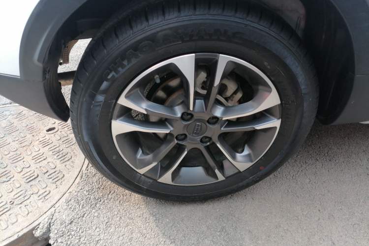 Used Geely Auto Vision X3 2019 Upgraded Model 1.5L CVT Prestige Version
