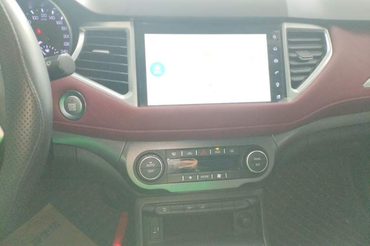 Used Haval H6 Coupe 2021 Smart Connect Version 1.5T Automatic Two-Wheel Drive Elite Model Audio And AC Panel