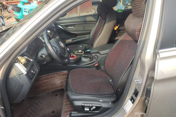 Used BMW 3 Series 2017 320Li Fashion Model
