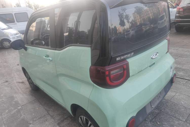 Used Chery QQ Ice Cream 2022 170km Sundae Phosphate Lithium-Ion